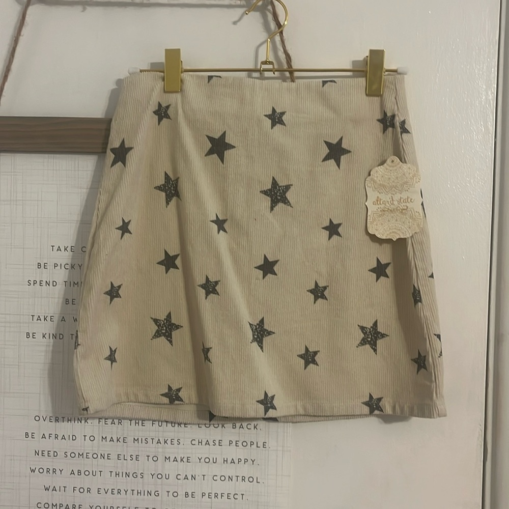 NEW Skirt Ivory/Gray Size: XS